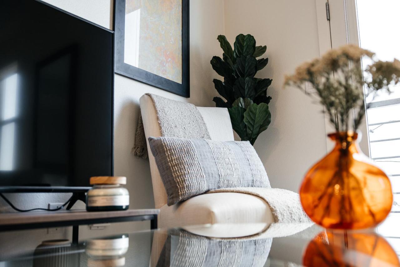 Elegant Apartment In The Heart Of Hollywood ลอสแอนเจลิส ภายนอก รูปภาพ